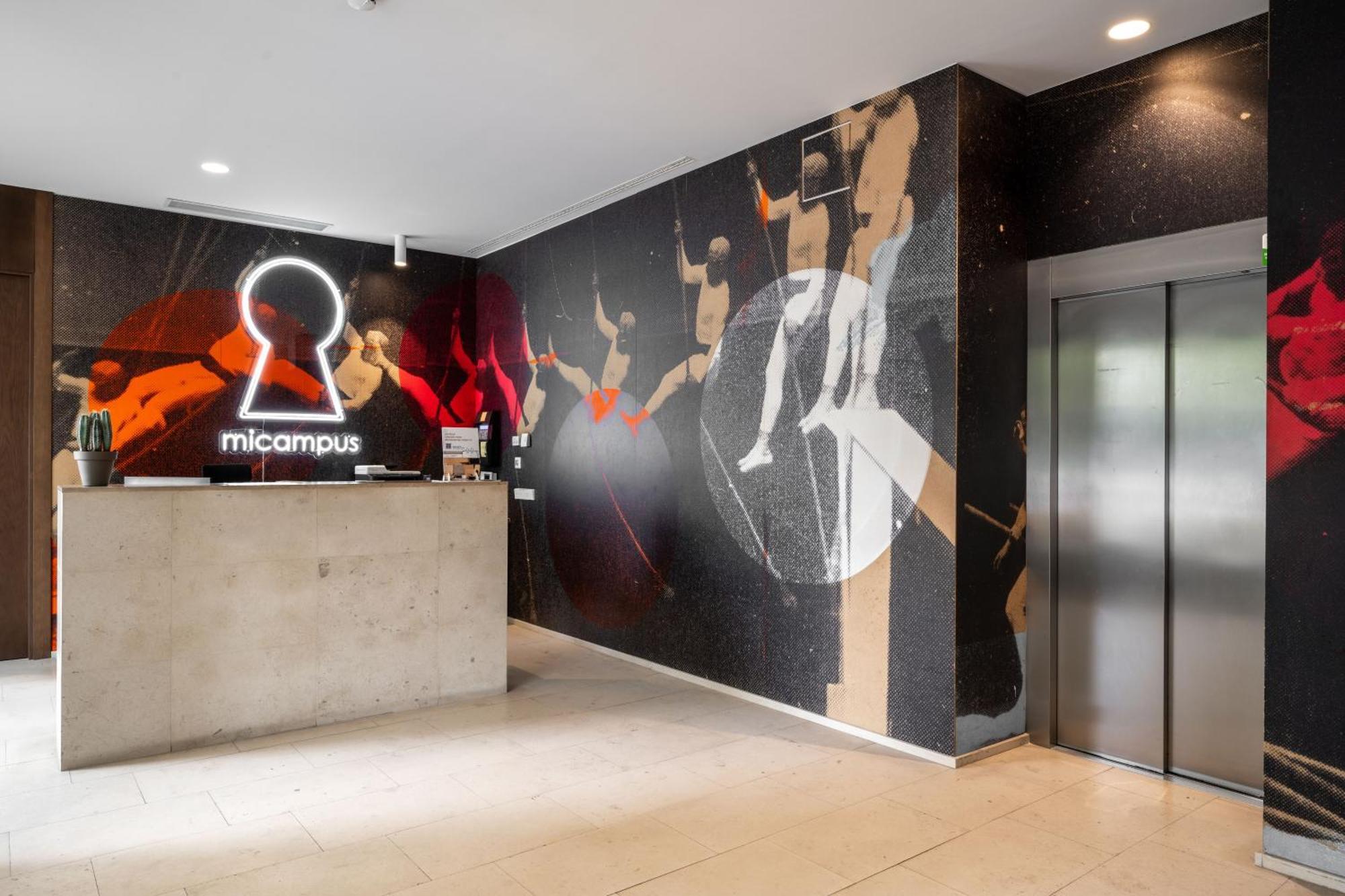 Micampus Pamplona Student Residence Kültér fotó