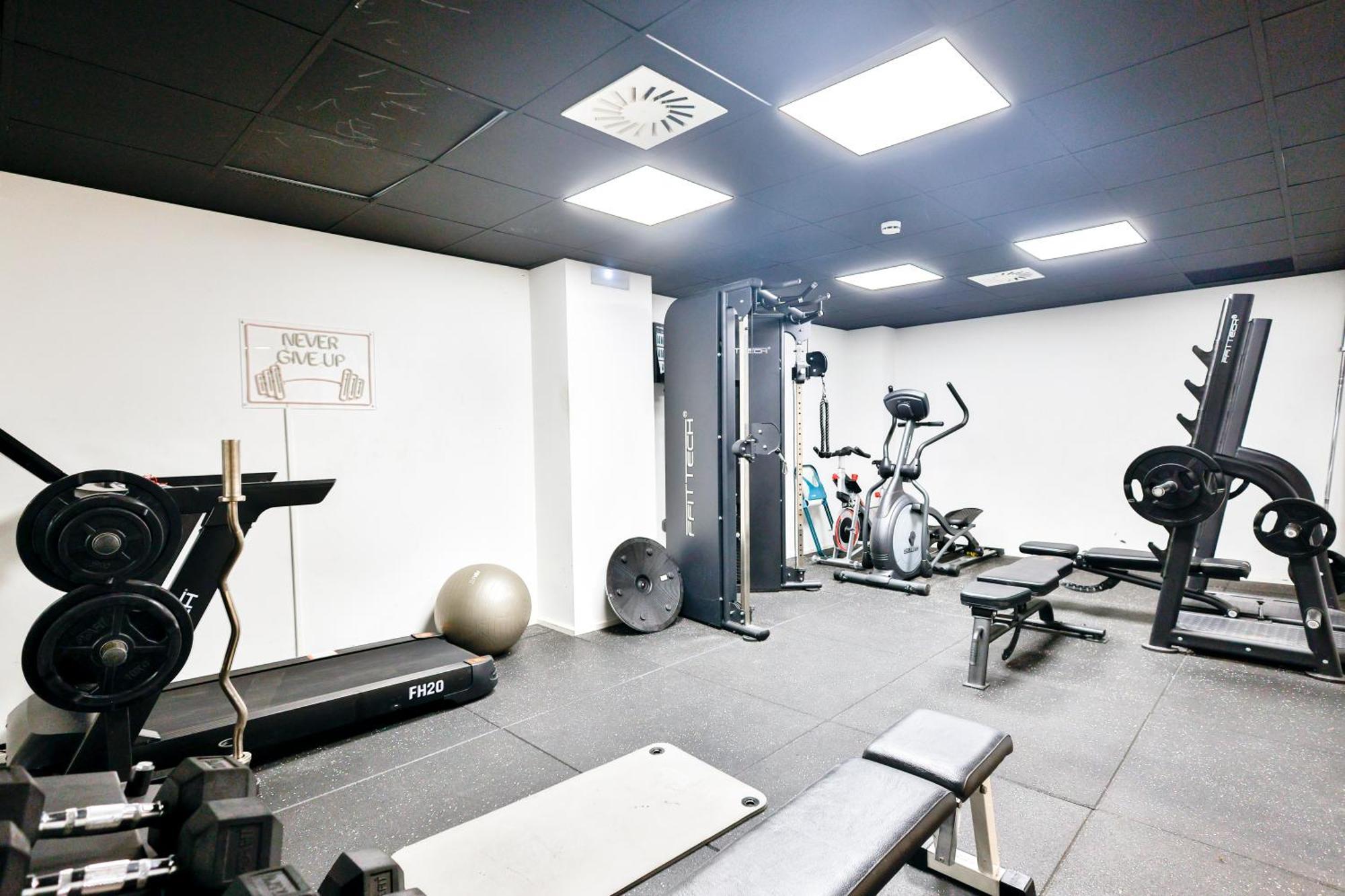 Micampus Pamplona Student Residence Kültér fotó